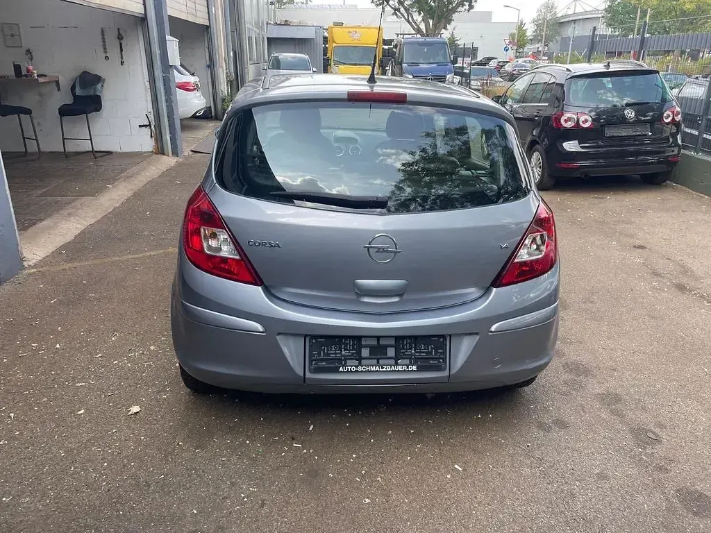 Gebraucht Opel Corsa Cosmo 90 PS (66 kW) 2007 Silber Kleinwagen
