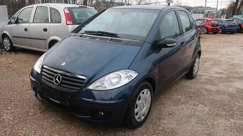 Gebraucht Mercedes A180 109 PS (80 kW) 2006 Blau Limousine