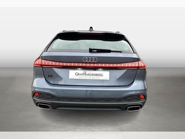 Gebraucht Audi A5 Ambiente 204 PS (150 kW) 2025 Blau (horizontblau) Kombi