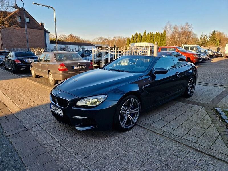 Grau Gebraucht 2016 BMW M6 Cabriolet Performance Cabrio | 59.790 € - Bild 1/4