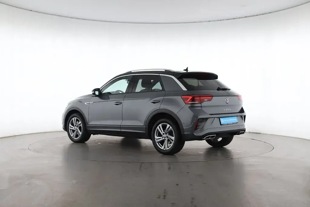 Usata VW T-Roc R-line 150 CV (110 kW) 2023 Grigio SUV