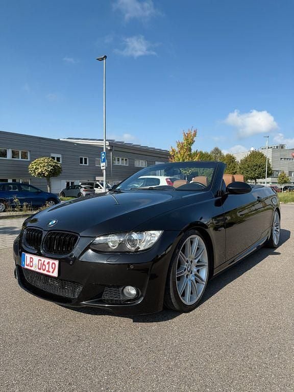 Schwarz Gebraucht 2007 BMW 335 Cabriolet Sport Line Cabrio | 16.499 € (Fairer Preis) - Bild 1/4
