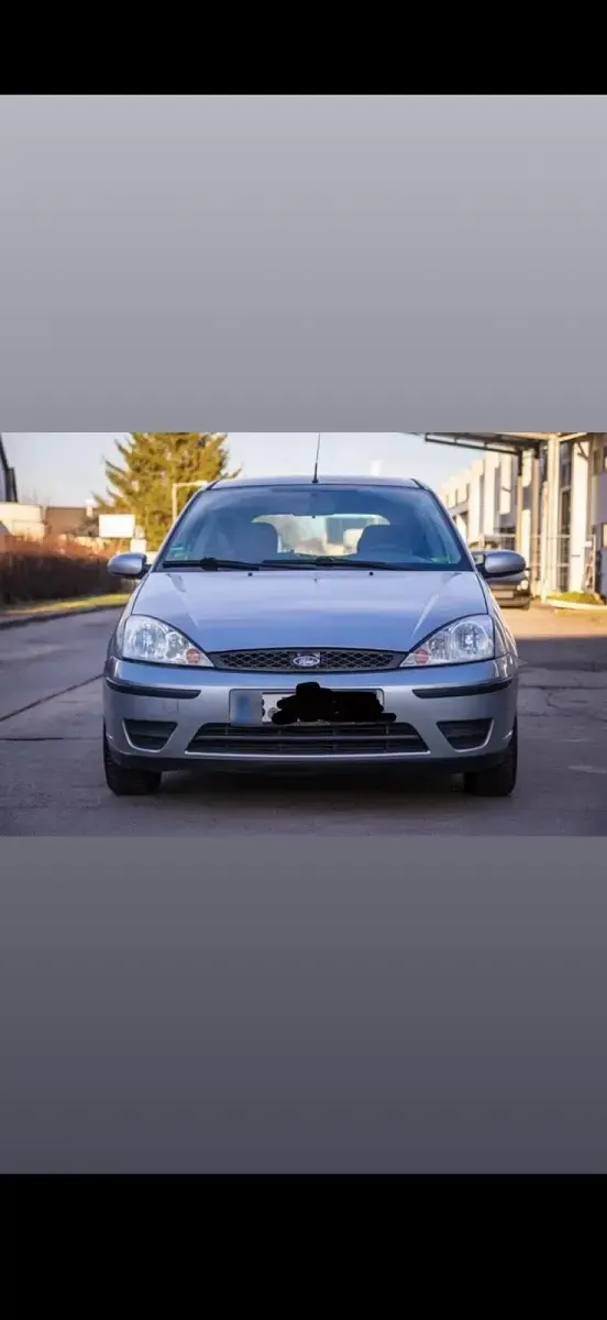Second-hand Ford Focus 75 CP (55 kW) 2004 Argintiu Hatchback