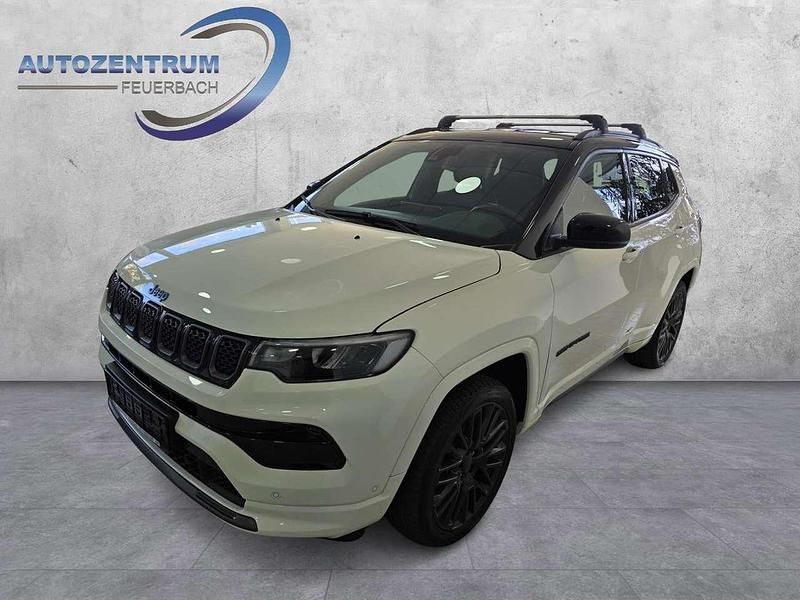 Gebraucht Jeep Compass 241 PS (177 kW) 2021 Alpine white (vr296) SUV