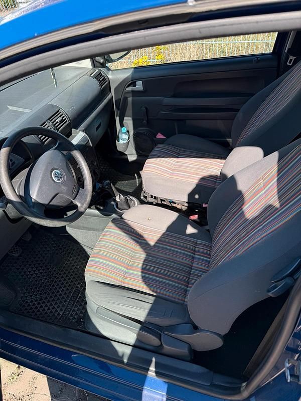 Second-hand VW Fox 70 CP (51 kW) 2007 Albastru Hatchback