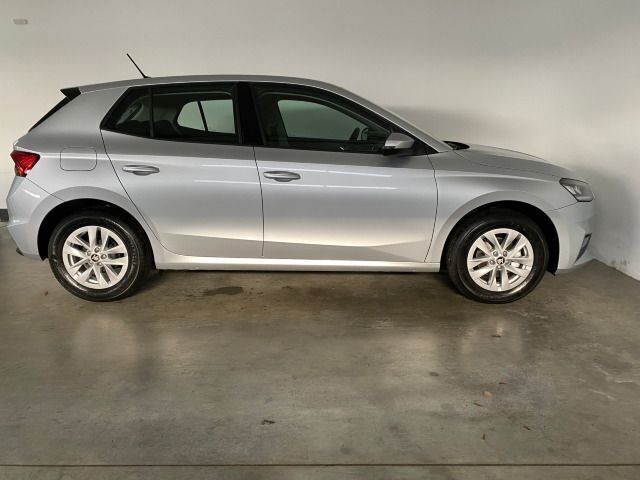 Neu Skoda Fabia Selection 80 PS (58 kW) 2025 Silber Kleinwagen