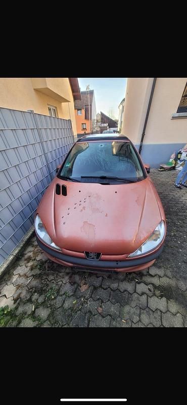Gebraucht Peugeot 206 105 PS (77 kW) 2001 Kleinwagen