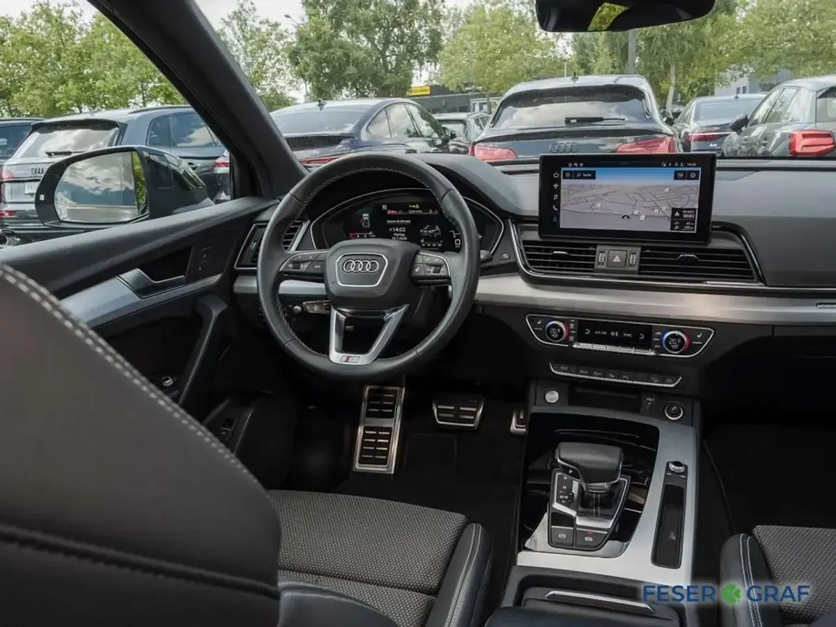 Gebraucht Audi Q5 S-Line 204 PS (150 kW) 2025 Mythosschwarz metallic SUV