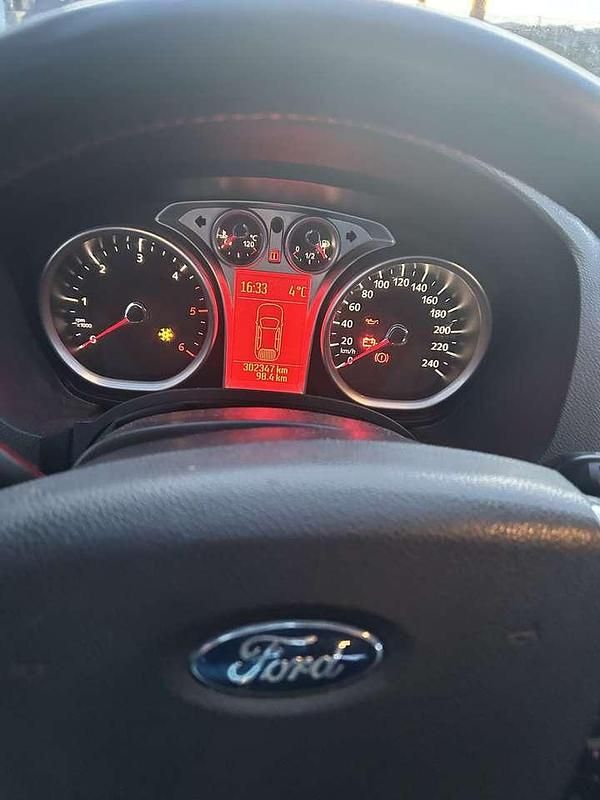 Gebraucht Ford Kuga Titanium 136 PS (100 kW) 2010 SUV