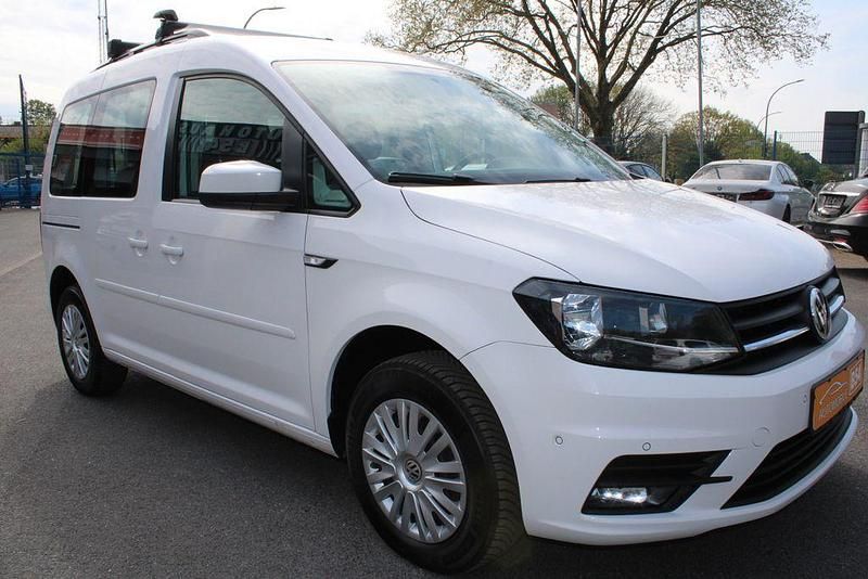 Gebraucht VW Caddy Trendline 102 PS (75 kW) 2019 Weiß Van / Kleinbus