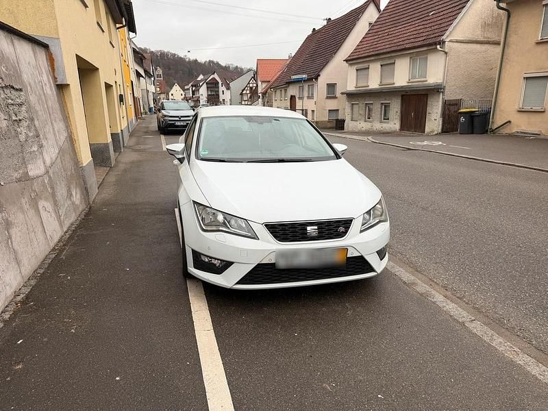 Usata Seat Leon FR 140 CV (102 kW) 2013 Bianco Station wagon
