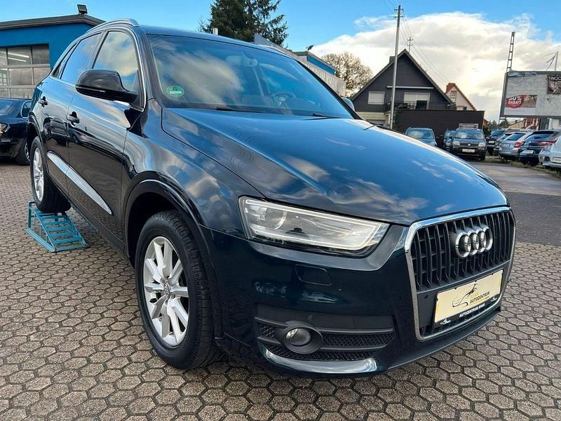 Blau Gebraucht 2013 Audi Q3 Comfort SUV | 16.990 € (Fairer Preis) - Bild 1/4