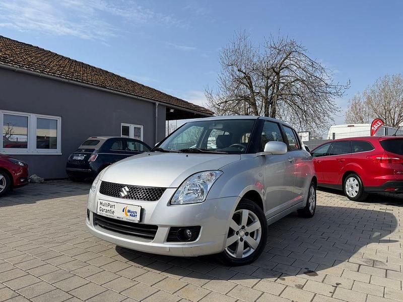 Gebraucht Suzuki Swift Snow 92 PS (67 kW) 2009 Silber Kleinwagen