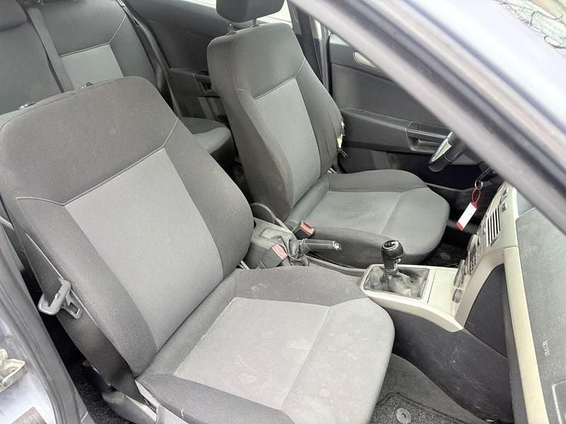 Gebraucht Opel Astra Innovation 116 PS (85 kW) 2008 Silber Limousine