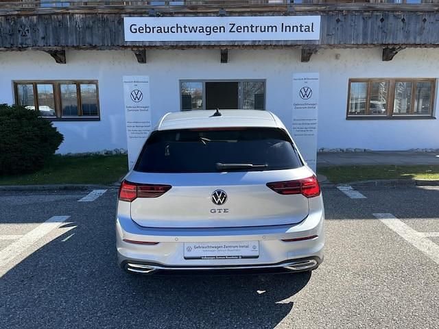 Gebraucht VW Golf VIII GTE 245 PS (180 kW) 2022 Reflexsilber Limousine