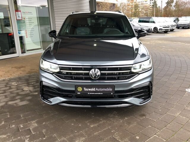 Gebraucht VW Tiguan R-line 190 PS (139 kW) 2024 Grau SUV