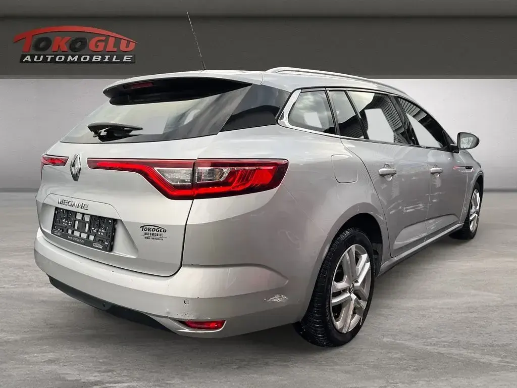Gebraucht Renault Mégane IV Business 116 PS (85 kW) 2019 Grau Limousine