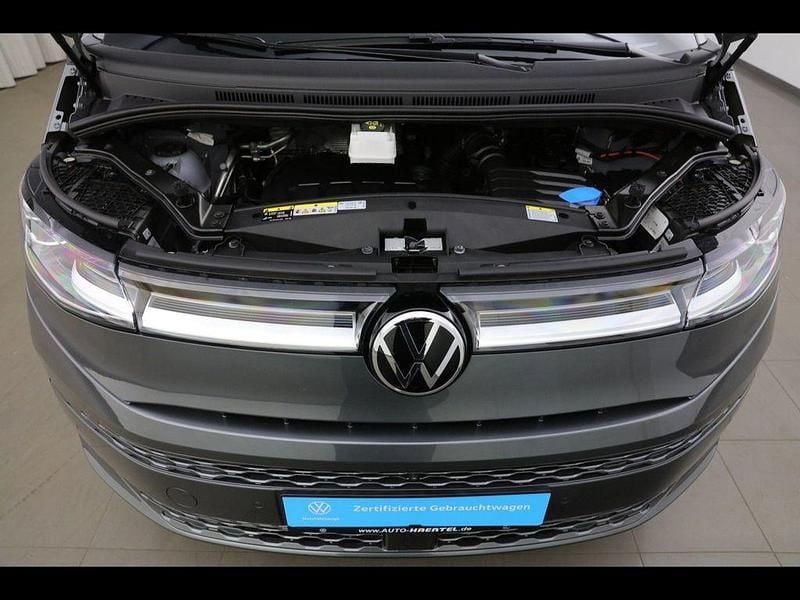 Gebraucht VW Multivan Style 150 PS (110 kW) 2025 Grau Van / Kleinbus