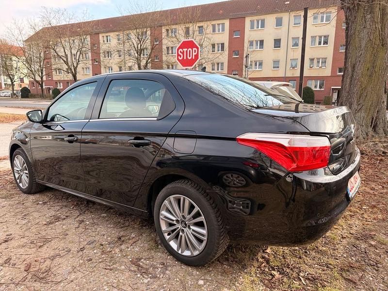 Gebraucht Citroën C-Elysee I 99 PS (72 kW) 2016 Other Limousine