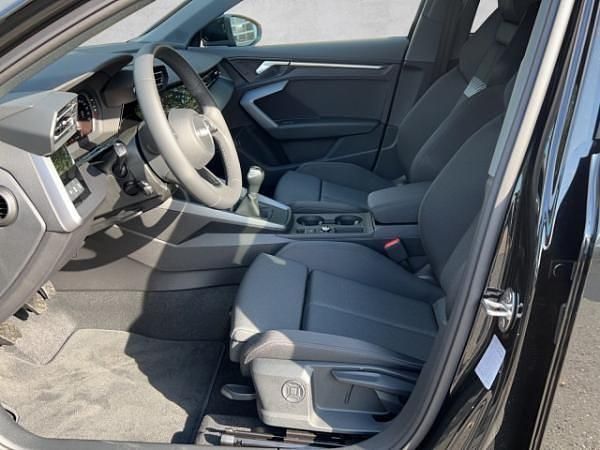 Gebraucht Audi A3 Sportback Advanced Plus 116 PS (85 kW) 2025 Schwarz (mythosschwarz metallic) Kleinwagen