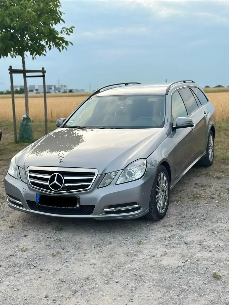 Gebraucht Mercedes E350 Avantgarde 231 PS (169 kW) 2009 Grau Kombi