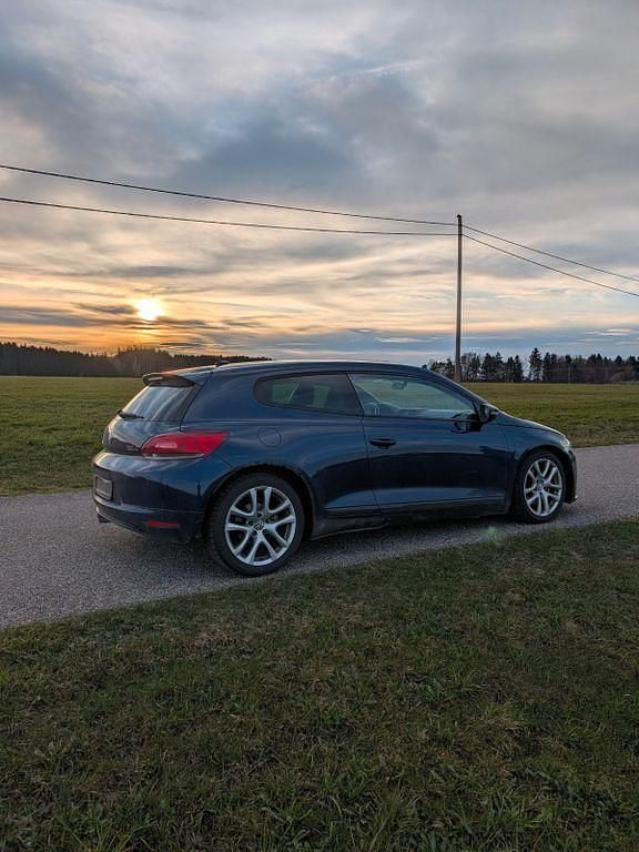 Gebraucht VW Scirocco 140 PS (102 kW) 2010 Blau Coupé