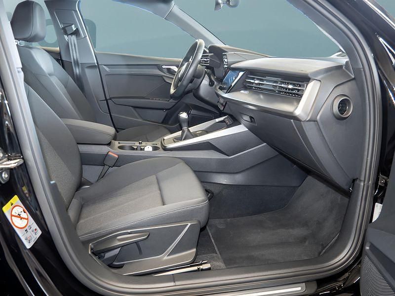 Gebraucht Audi A3 110 PS (80 kW) 2024 Schwarz Limousine