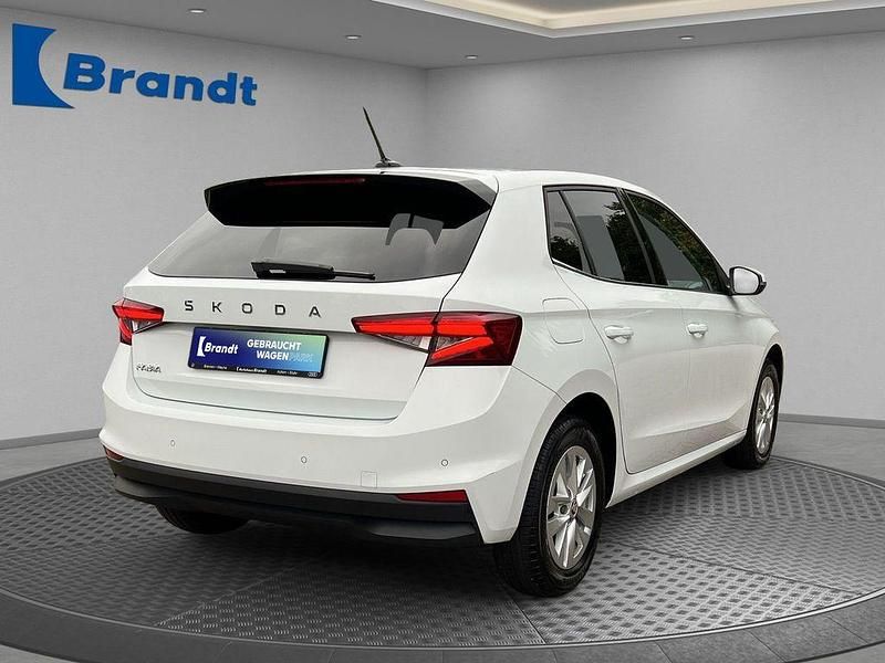 Gebraucht Skoda Fabia Selection 95 PS (69 kW) 2024 Weiß Kleinwagen