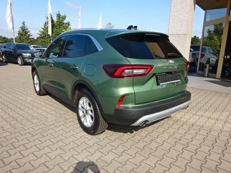 Gebraucht Ford Kuga Titanium 242 PS (177 kW) 2024 Grün SUV