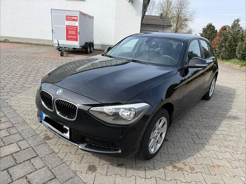 Gebraucht BMW 114 Performance 102 PS (75 kW) 2012 Schwarz Kleinwagen