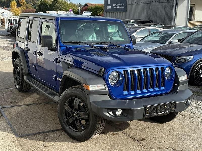 Blau Gebraucht 2021 Jeep Wrangler Unlimited Sport SUV | 32.500 € (Guter Preis) - Bild 1/4