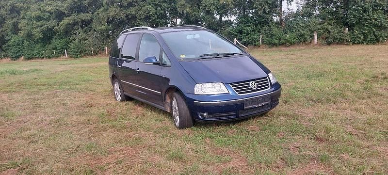 Blau Gebraucht 2006 VW Sharan Freestyle Van / Kleinbus | 1.800 € (Superpreis) - Bild 1/4