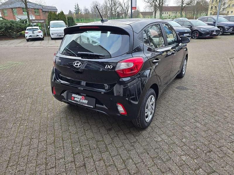 Neu Hyundai i10 Select 63 PS (46 kW) 2025 Schwarz Kleinwagen