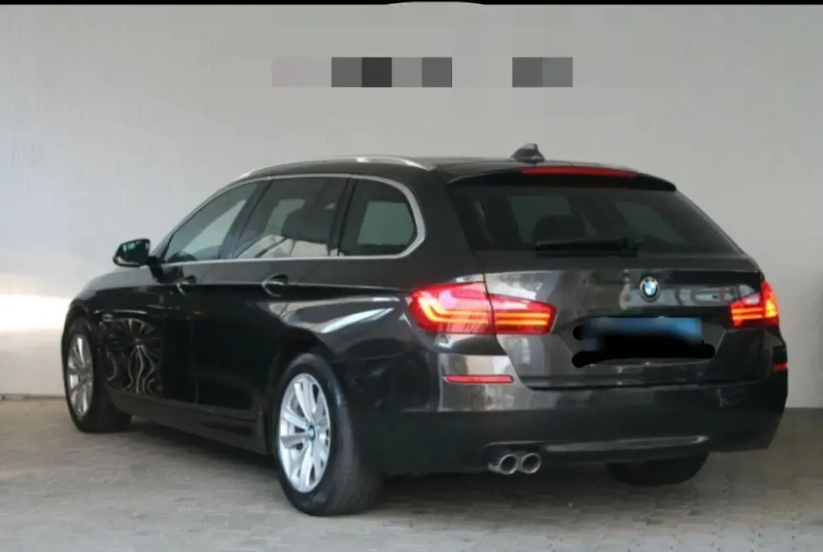 Gebraucht BMW 520 190 PS (139 kW) 2016 Braun Kombi