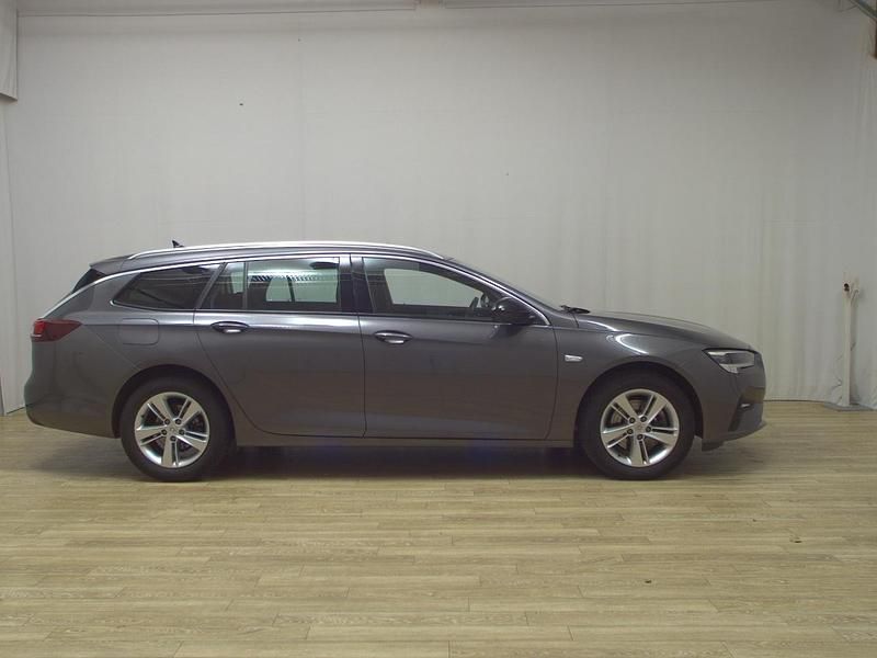 Gebraucht Opel Insignia Elegance 174 PS (127 kW) 2022 Grau Kombi