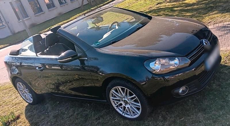 Gebraucht VW Golf 105 PS (77 kW) 2011 Schwarz Cabrio