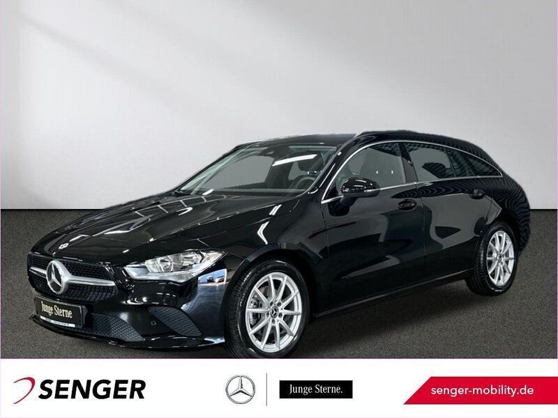 Gebraucht Mercedes CLA180 Shooting Brake 136 PS (100 kW) 2022 Andere farbe Kombi
