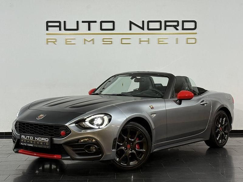 Grau Gebraucht 2018 Abarth 124 Spider Cabrio | 28.990 € (Fairer Preis) - Bild 1/4