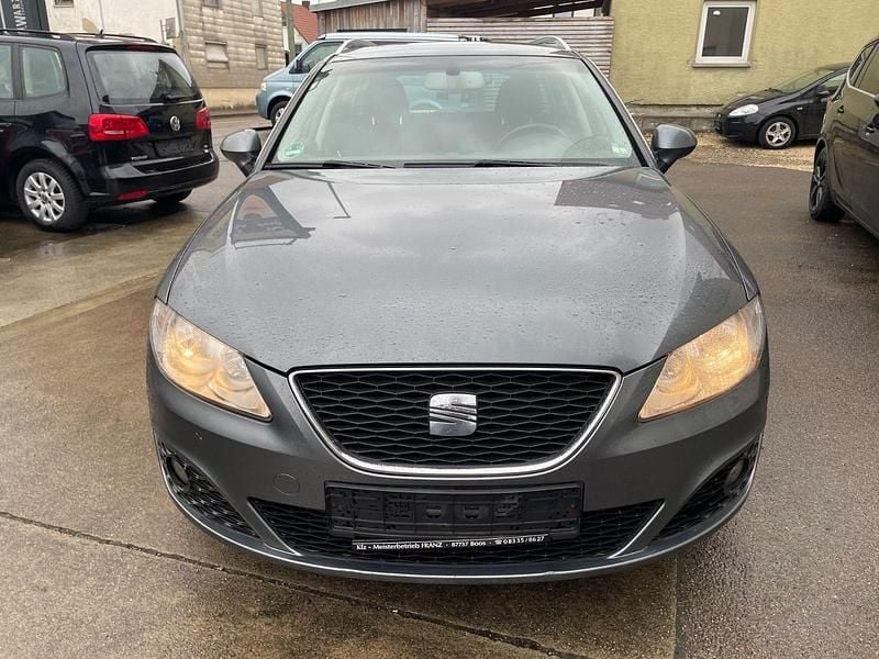 Gebraucht Seat Exeo Style 143 PS (105 kW) 2013 Grau Kombi