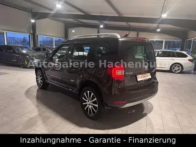 Gebraucht Skoda Yeti LAURIN & KLEMENT 140 PS (102 kW) 2015 Braun SUV