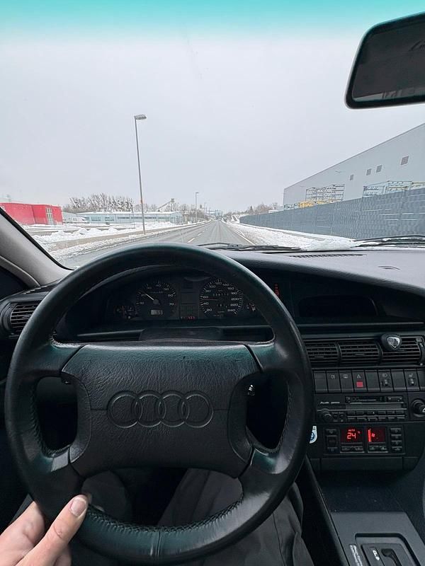 Second-hand Audi 100 115 CP (84 kW) 1994 Roșu Berlinǎ