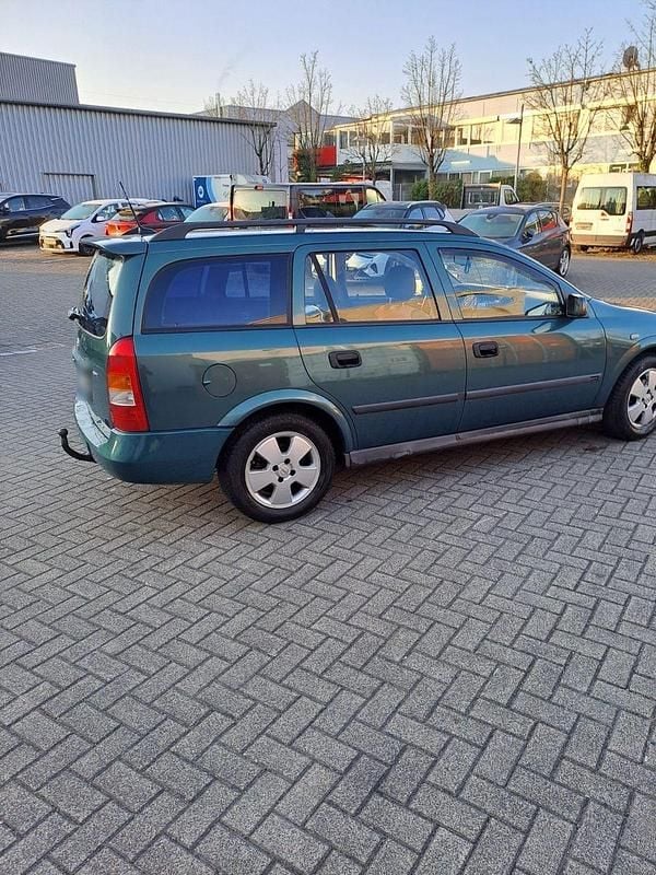 Gebraucht Opel Astra Njoy 101 PS (74 kW) 2002 Grün Kombi