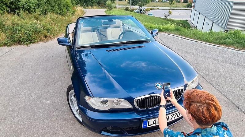 Second-hand BMW 330 Performance 231 CP (169 kW) 2003 Albastru Cabrio