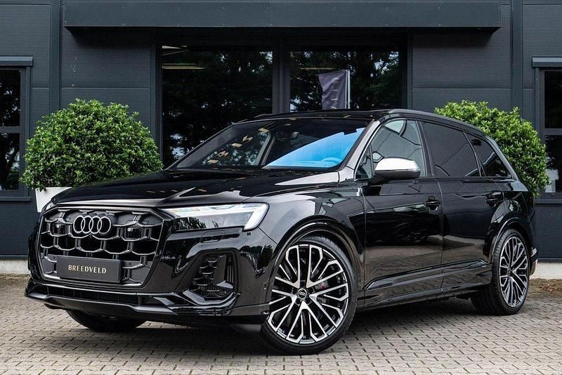 Schwarz Neu 2025 Audi SQ7 Advanced SUV | 136.900 € (Etwas zu teuer) - Bild 1/4