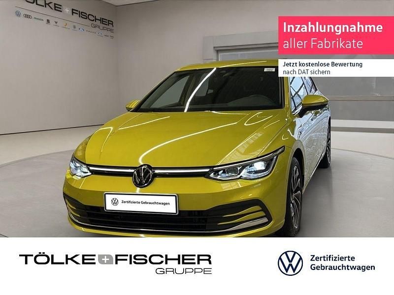 Gebraucht VW Golf VII Style 150 PS (110 kW) 2021 Limonen gelb (metallic) Kleinwagen