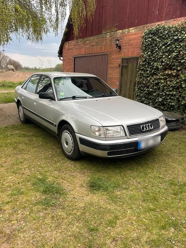 Second-hand Audi 100 100 CP (73 kW) 1993 Argintiu Berlinǎ
