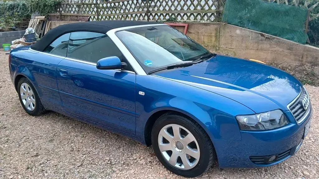 Gebraucht Audi A4 Cabriolet 170 PS (125 kW) 2003 Blau Cabrio