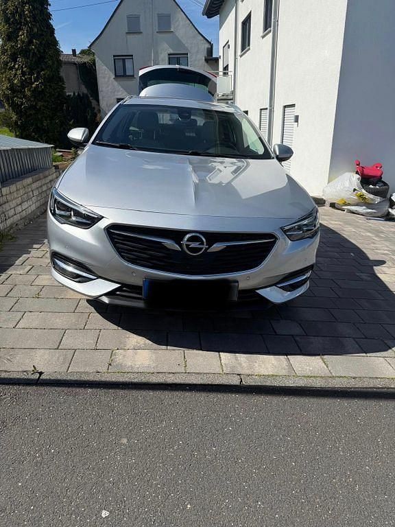 Gebraucht Opel Insignia Innovation 170 PS (125 kW) 2018 Silber Kombi