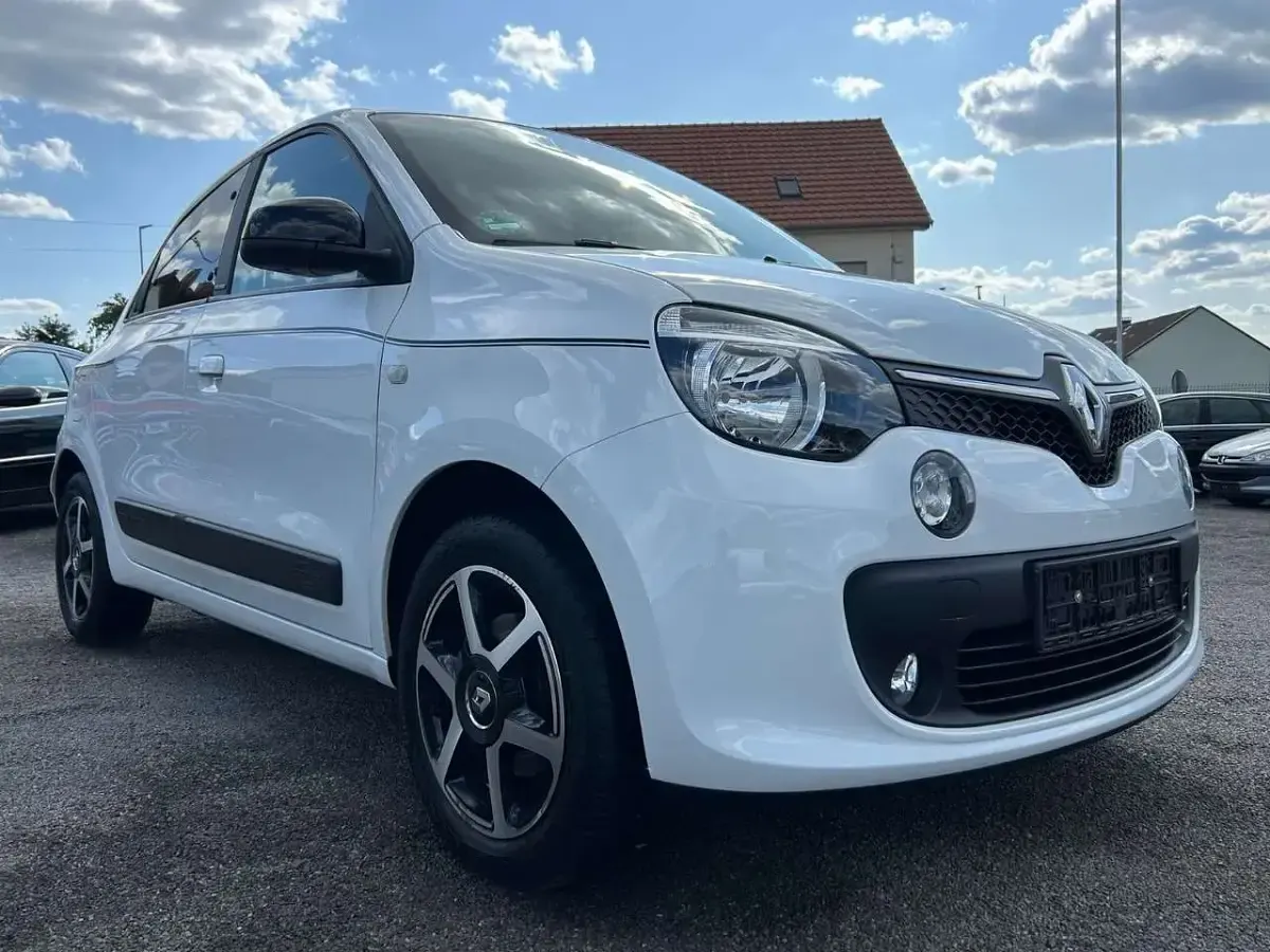Gebraucht Renault Twingo LIMITED 90 PS (66 kW) 2017 Weiß Kleinwagen