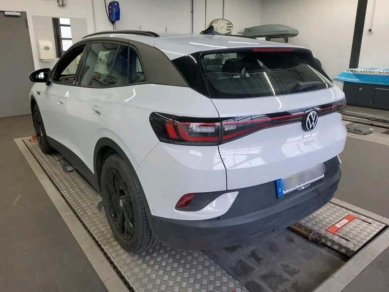 Gebraucht VW ID.4 Pro Performance 150 kW (204 PS) 2022 Gletscherweiß metallic SUV